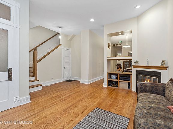 2nd image of 2150 W Wilson Ave