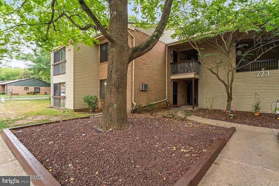 223 Medford Ct UNIT A