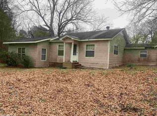 144 E Main, Lockesburg, AR 71846