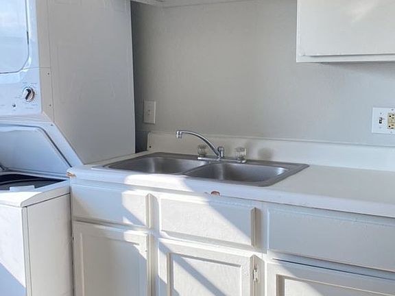 4th image of 303 North Dr APT C