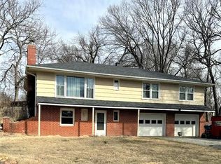 710 Shirewood Rd, Excelsior Springs, MO 64024