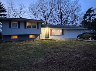 11229 N 1525th St, Paris, IL 61944