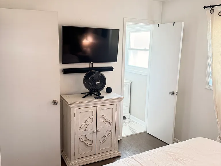 Vanguard Cir SW — Photo 47