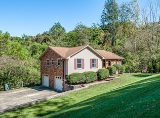 8408 Rolling Hills Dr, Nashville, TN 37221