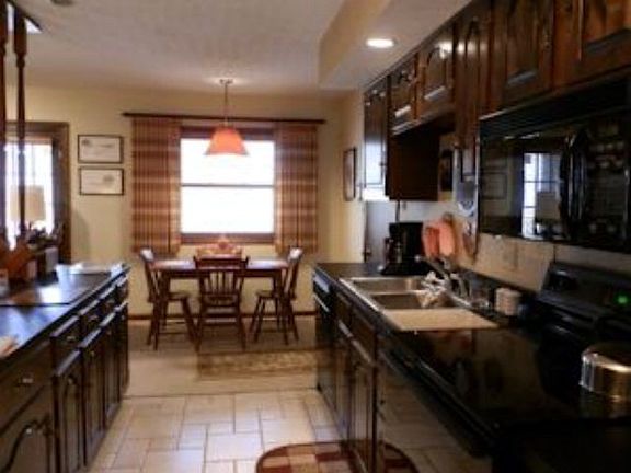 4th image of 367 Shannon Dr