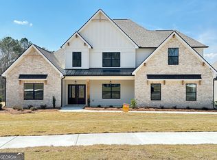 57 Sanders Xing #14, Newnan, GA 30263