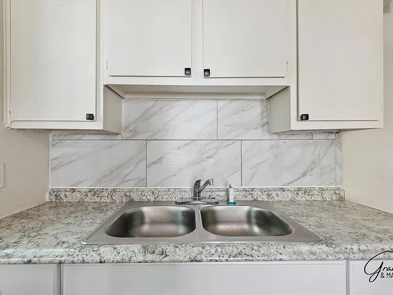 9108 Archdale St — Photo 11