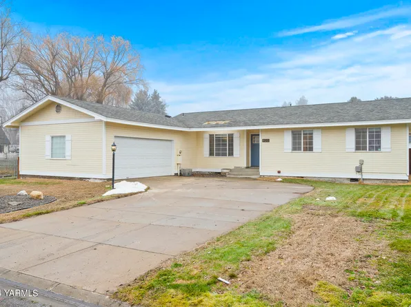 405 Glenwood Dr, Zillah, WA 98953