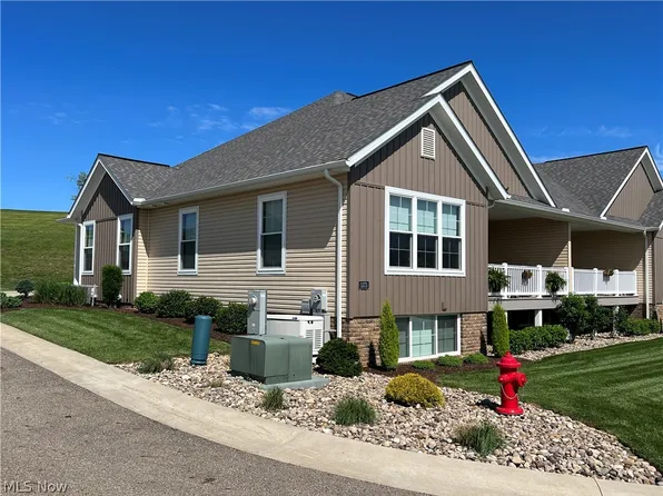 5573 Northridge Dr, Millersburg, OH 44654
