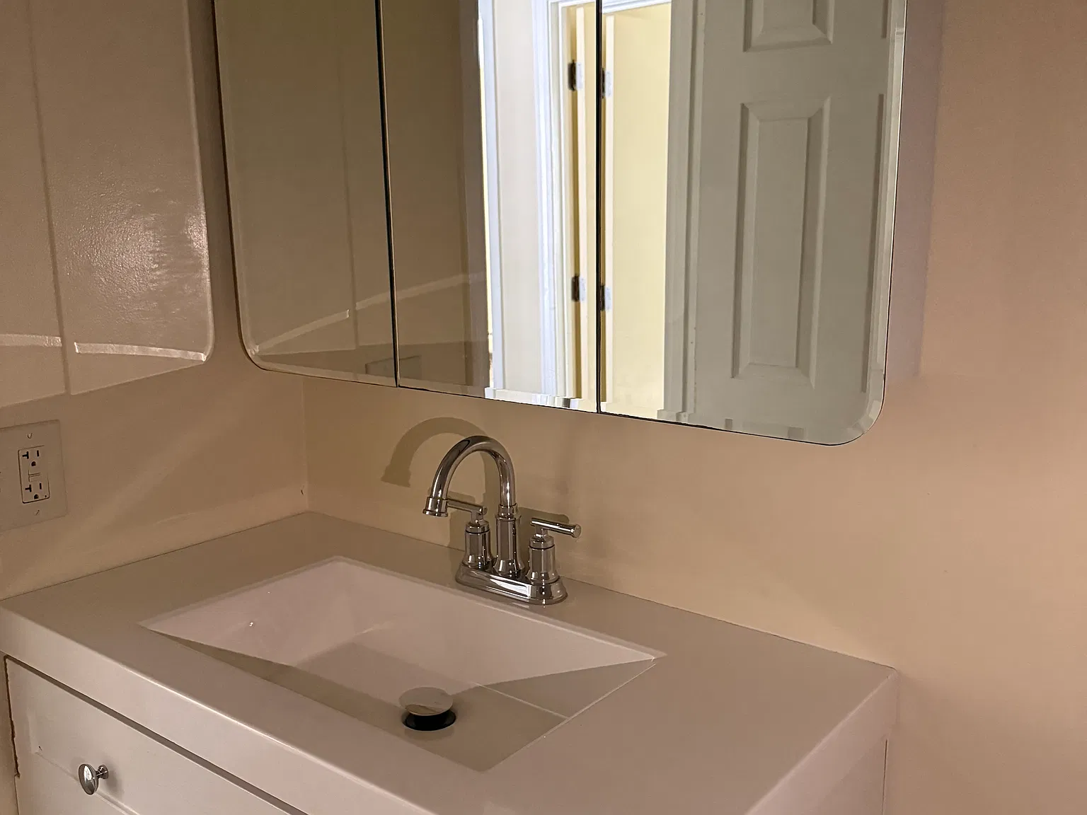 2 bed, $1,850 — Photo 2