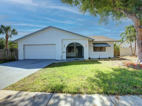 418 SE 4th St, Dania Beach, FL 33004