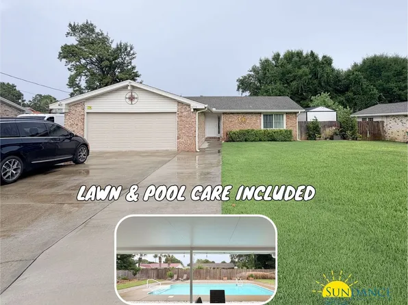 404 Lee Ln, Destin, FL 32541