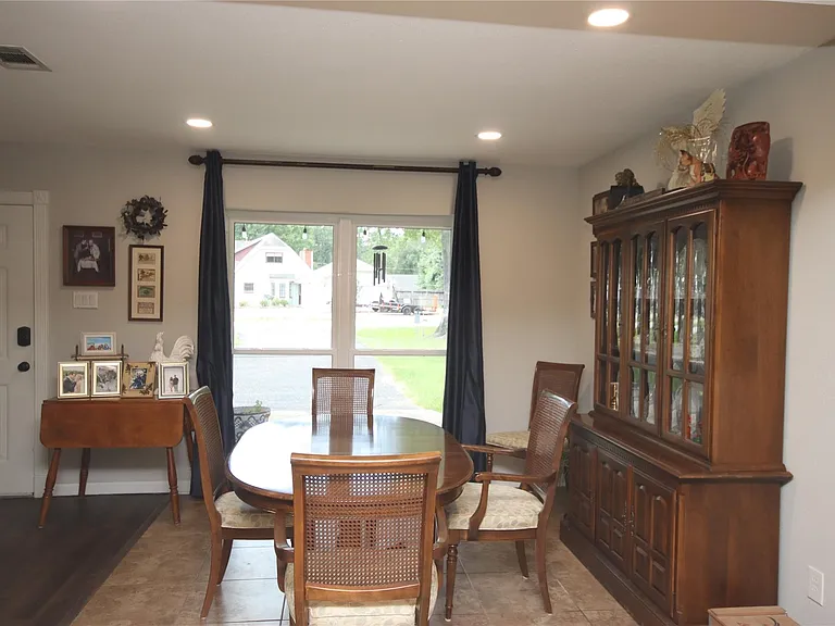 30210 E Geneva Dr — Photo 3