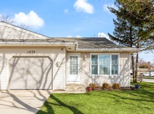 1470 Todd Farm Dr, Elgin, IL 60123