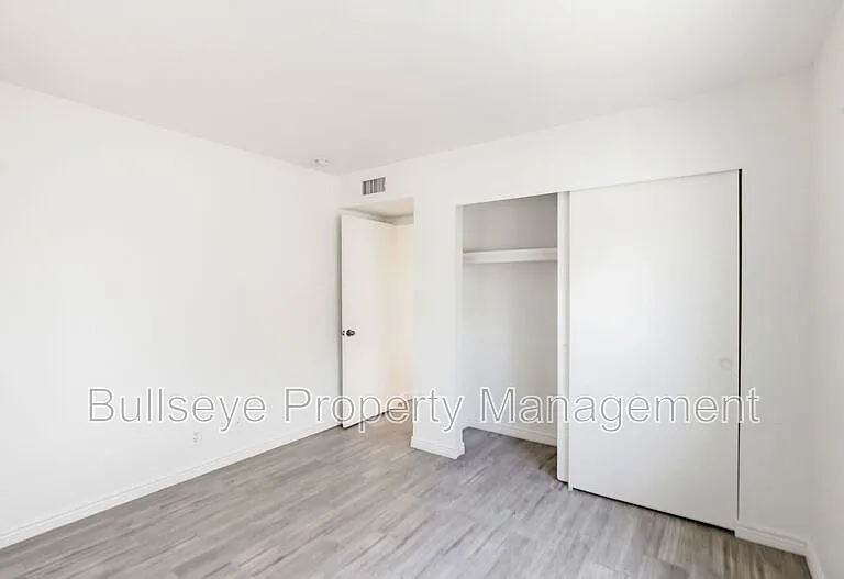 633 W Southern Ave #1114 — Photo 25