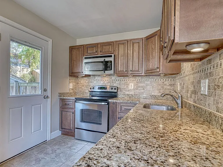 3500 Moultree Pl — Photo 16