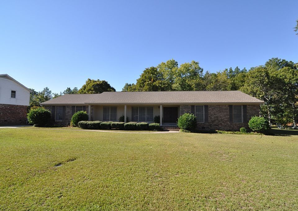 2nd image of 2709 Roman Way
