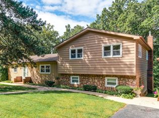 39152 N West End Dr, Spring Grove, IL 60081