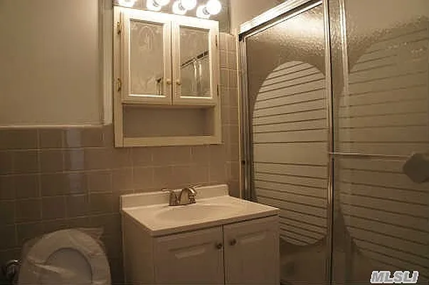 Sold by Prime Realty | media 5