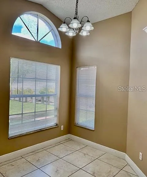 3072 Stillwater Dr — Photo 4