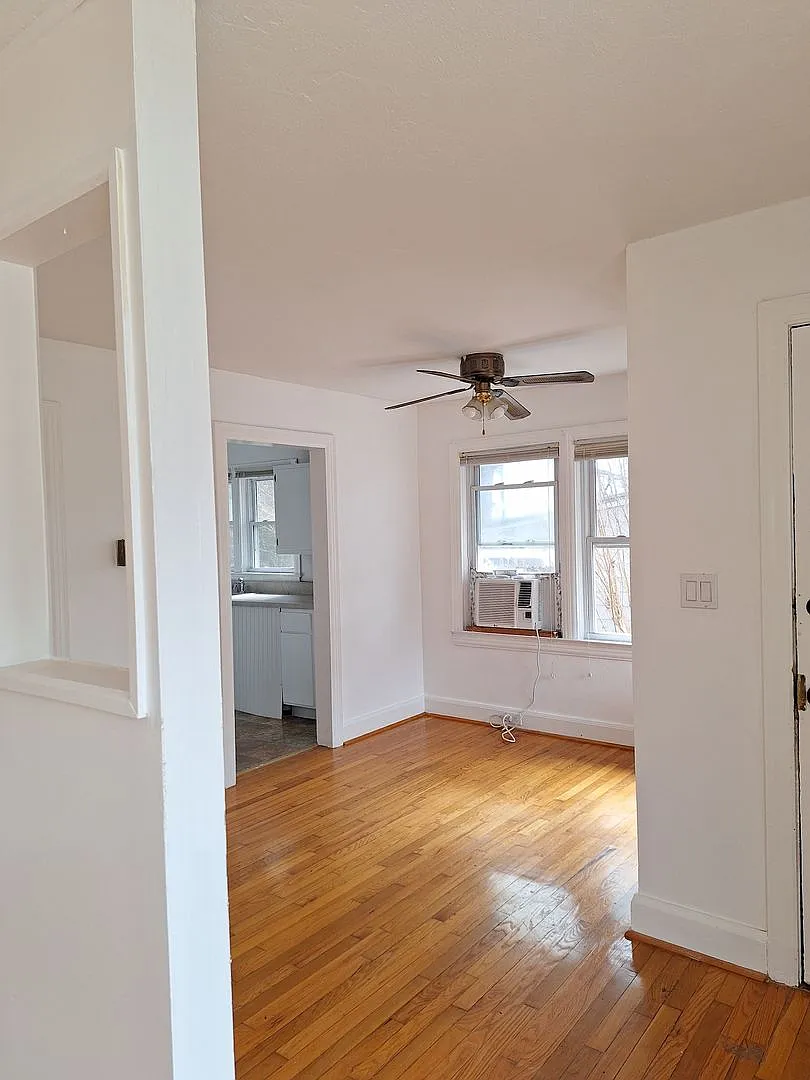 450 Highland Ave — Photo 4