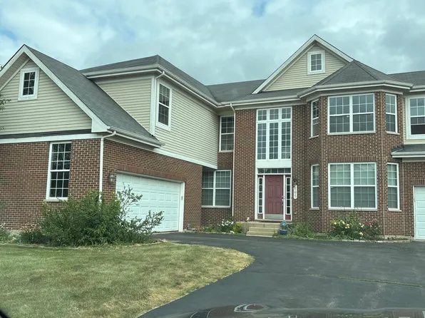 165 Sunflower Ln, Bartlett, IL 60103