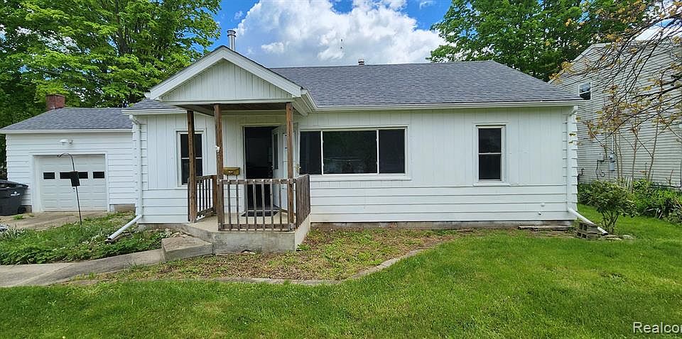 308 N Wilson St, Vicksburg, MI 49097 | MLS #20240031958 | Zillow