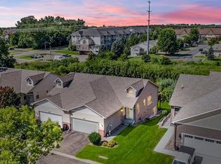 2065 Woodlynn Ave, Saint Paul, MN 55109