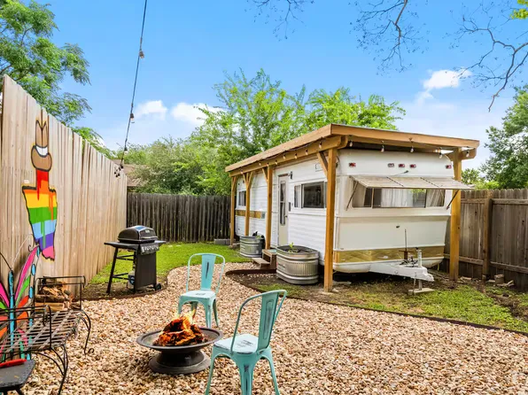 4506 Union Cir #2, Austin, TX 78744