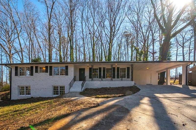 1st image of 6068 Meadowbrook Dr