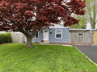 28 Harris Rd, Ansonia, CT 06401