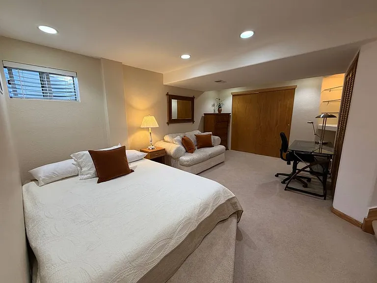 12545 Winona Ct — Photo 2
