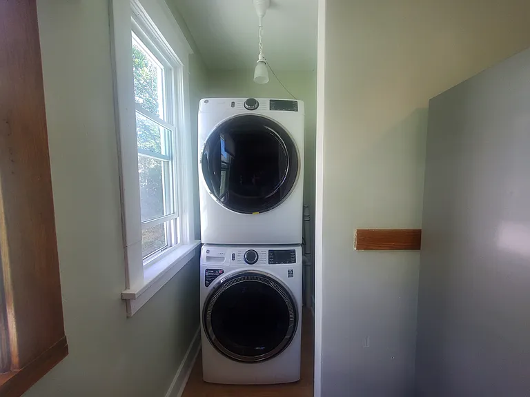 38 Summit Ave #2 — Photo 28