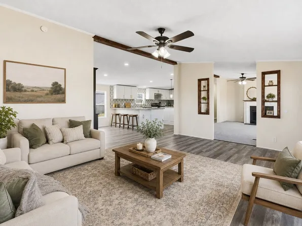 102 Sunshine Meadows Ct, Weatherford, TX 76088
