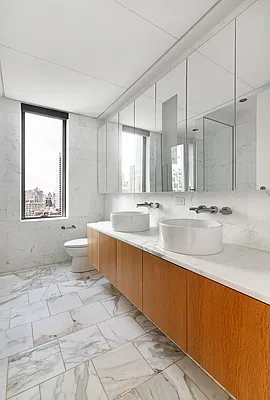 Rented by SR8 REALTY LLC | media 40