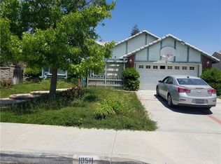 10511 Old Oak Rd, Yucaipa, CA 92399