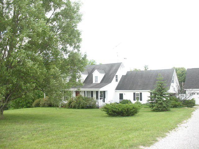 2nd image of 2681 Lehman Rd