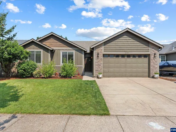 2297 Equestrian Loop S, Salem, OR 97302