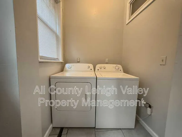 714 Atlantic St — Photo 10