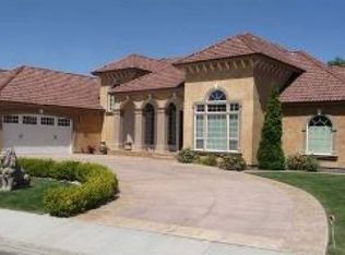 1608 Meadow Hills Dr, Richland, WA 99352