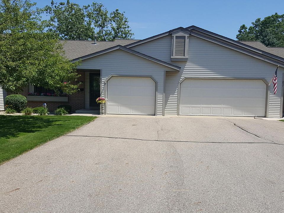 2nd image of 855 Harvest Dr