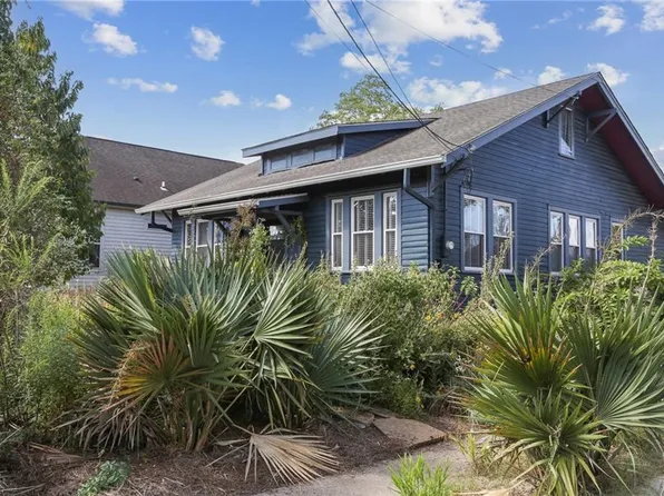 4674 Venus St, New Orleans, LA 70122