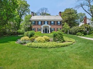 105 Whittredge Rd, Summit, NJ 07901