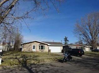 1704 5th Ave SW, Minot, ND 58701