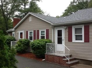 15 Caroline St, Burlington, MA 01803