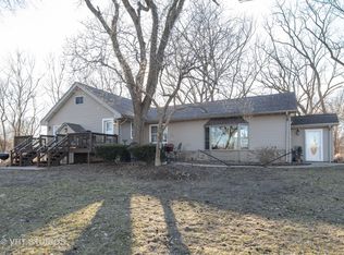 32407 W River Rd, Wilmington, IL 60481