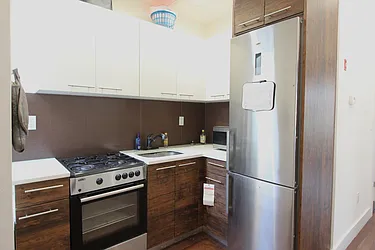 59-23 Woodbine Street, #3R
