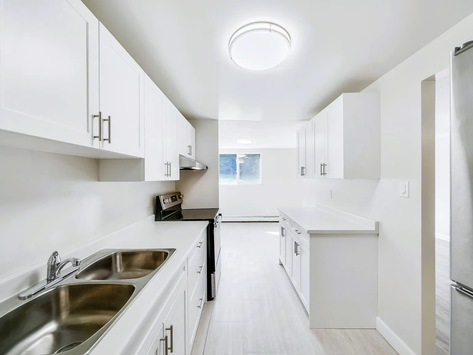 11th Avenue Apartments — Photo 1