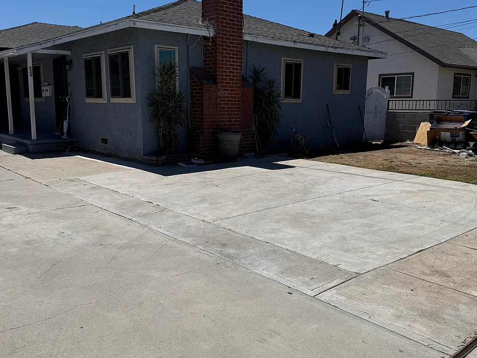 626 Nectarine St #1