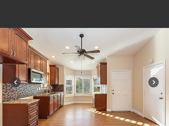 3rd image of 11327 Burl Dr